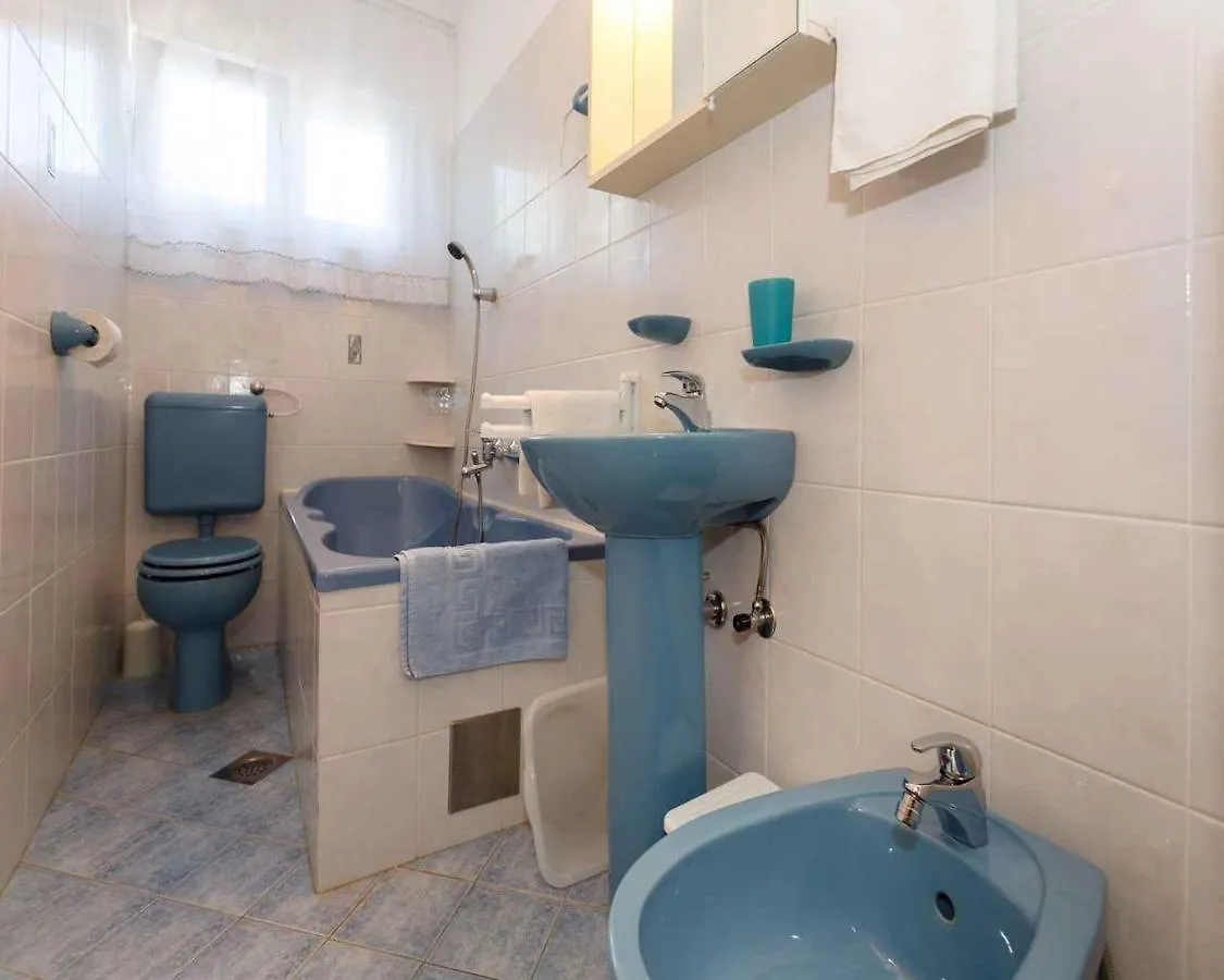 Apartment In Vrbnik/Insel Krk 36851