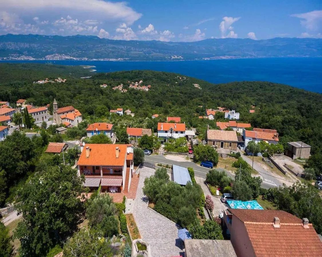 Apartment In Vrbnik/Insel Krk 36851