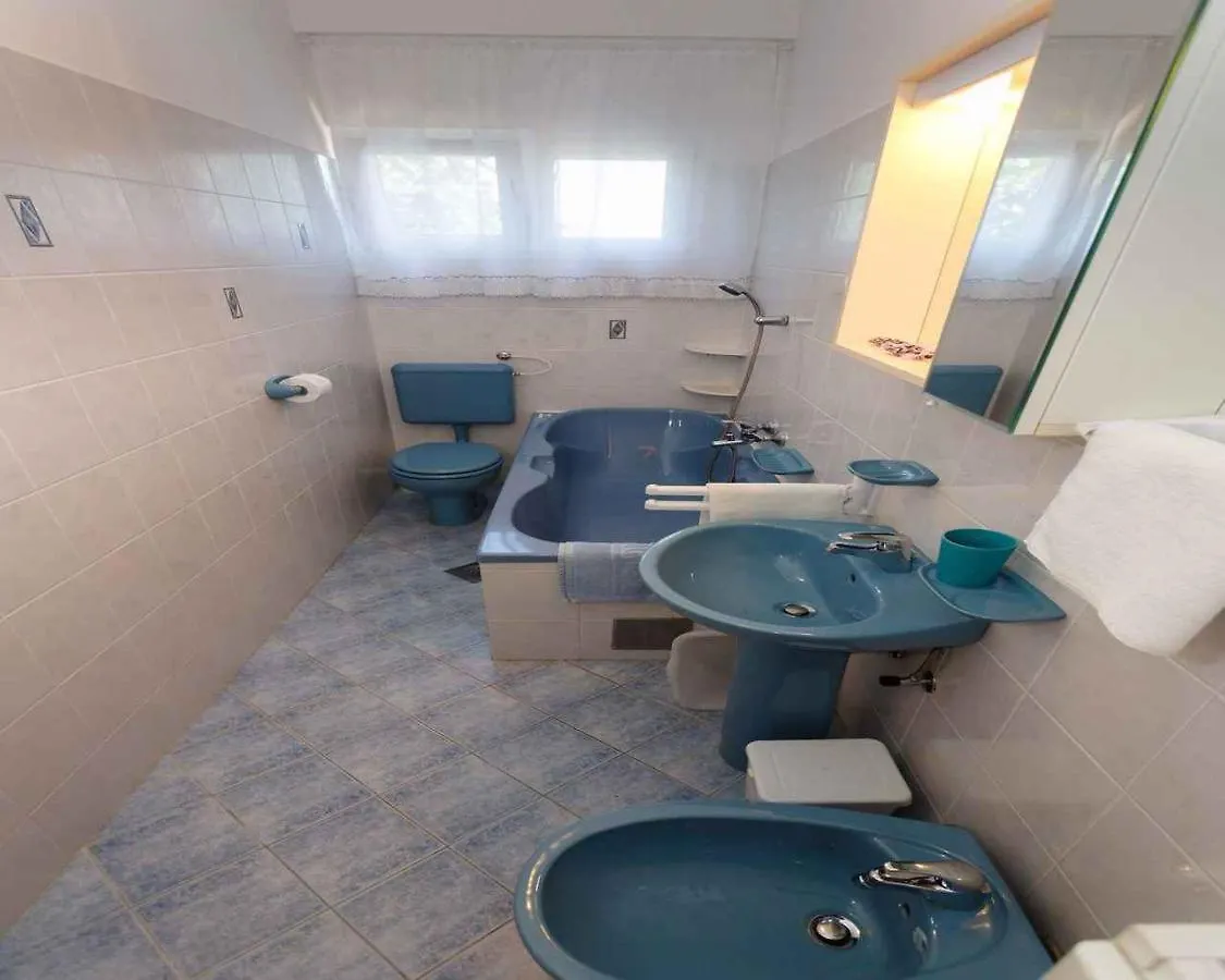 Apartment In Vrbnik/Insel Krk 36851